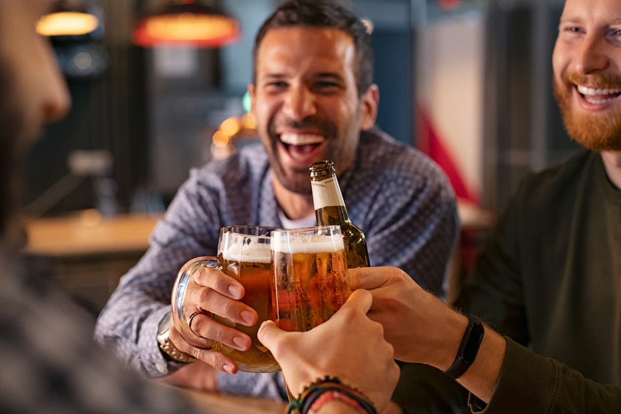 男に好かれる男はモテない その理由とモテる男になる方法 出会いをサポートするマッチングアプリ 恋活メディア 恋愛会議 男に好かれる男はモテない その理由とモテる男になる方法 出会いをサポートするマッチングアプリ 恋活メディア 恋愛会議