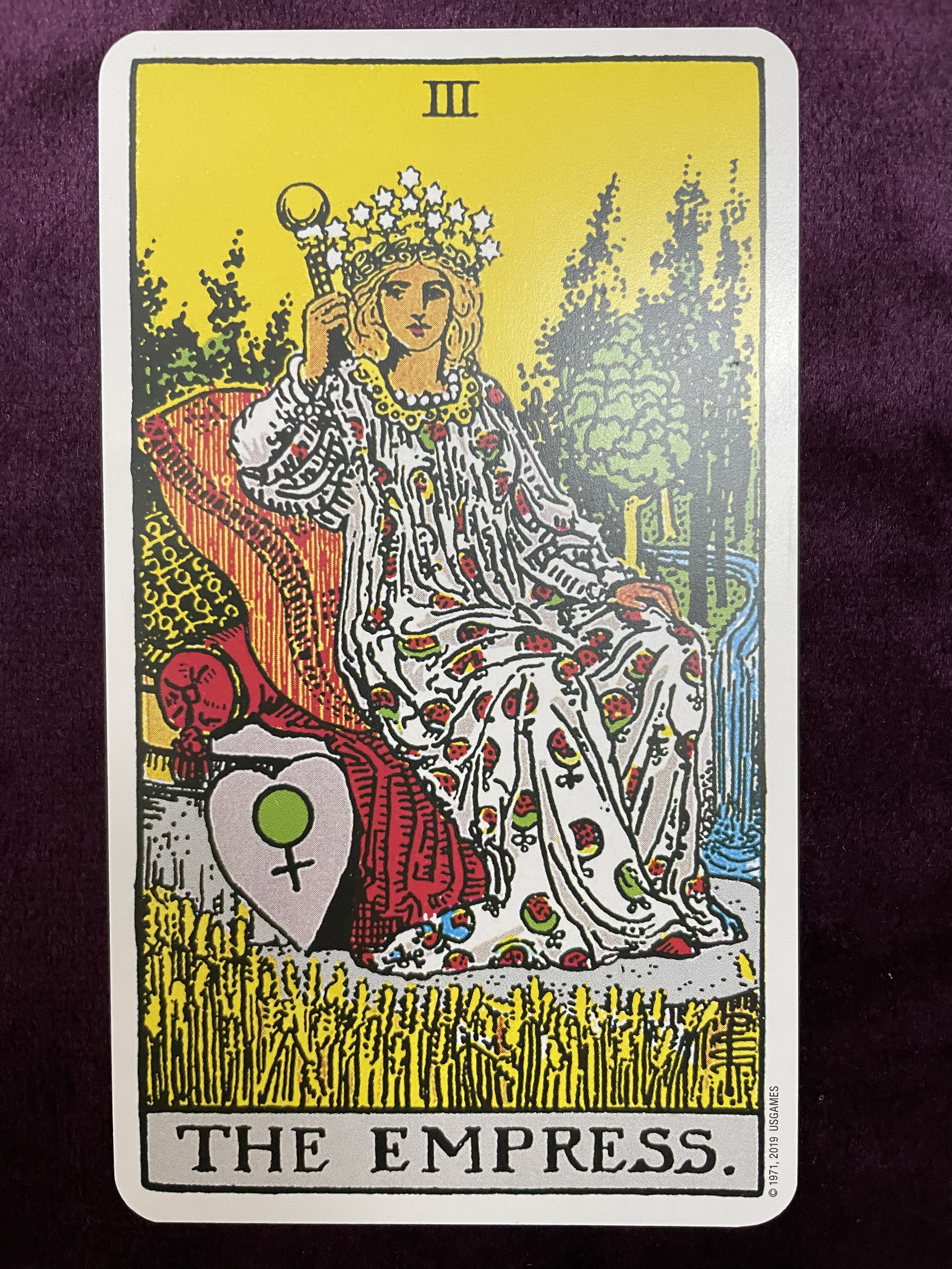 タロットカード 女帝 はどんな意味 恋愛 結婚 金運 仕事運 人間関係の占い解釈 出会いをサポートするマッチングアプリ 恋活 占いメディア シッテク タロットカード 女帝 はどんな意味 恋愛 結婚 金運 仕事運 人間関係の占い解釈 出会いをサポートするマッチングアプリ 恋活 占いメディア シッテク