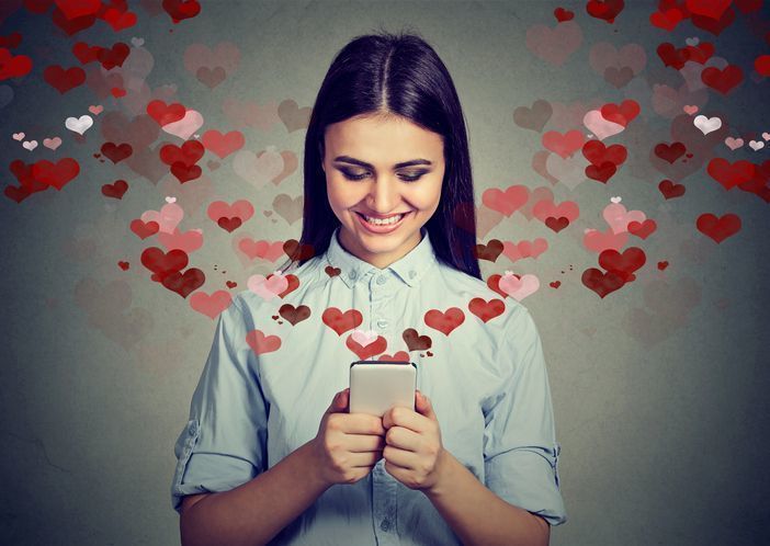 ゼクシィ恋結び 2. メッセージは「褒める」からスタート ゼクシィ恋結び 2. メッセージは「褒める」からスタート