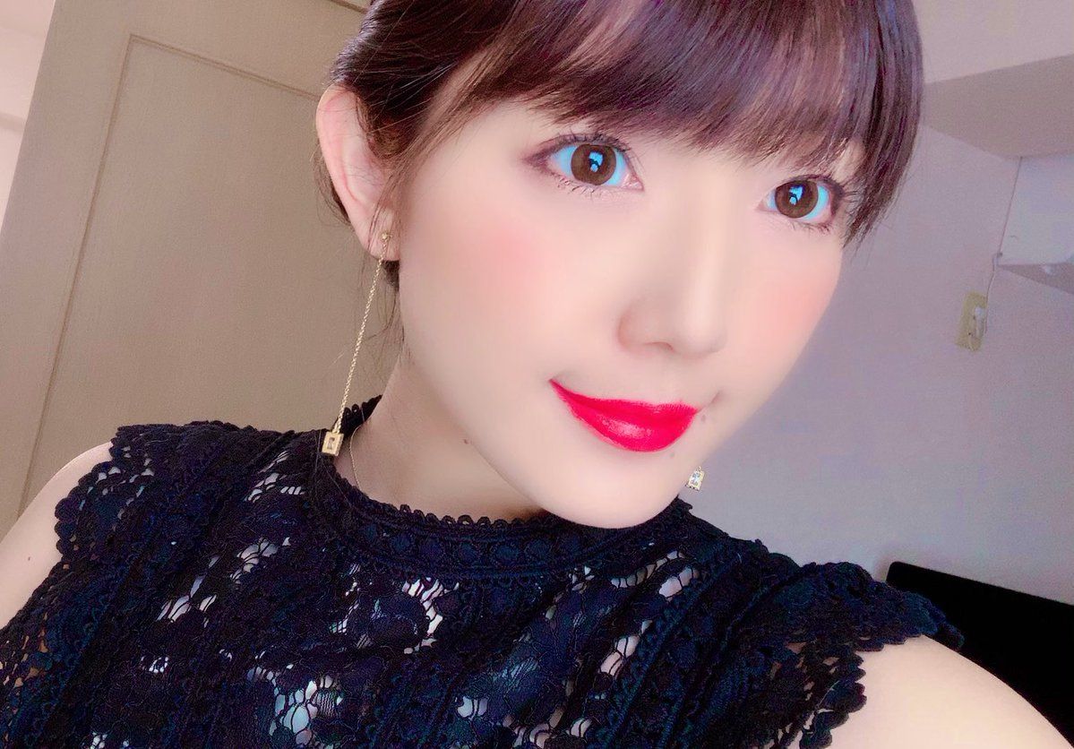 YYC(ワイワイシー) 小森菜乃(こもりなの)さん
YYC(ワイワイシー) 小森菜乃(こもりなの)さん