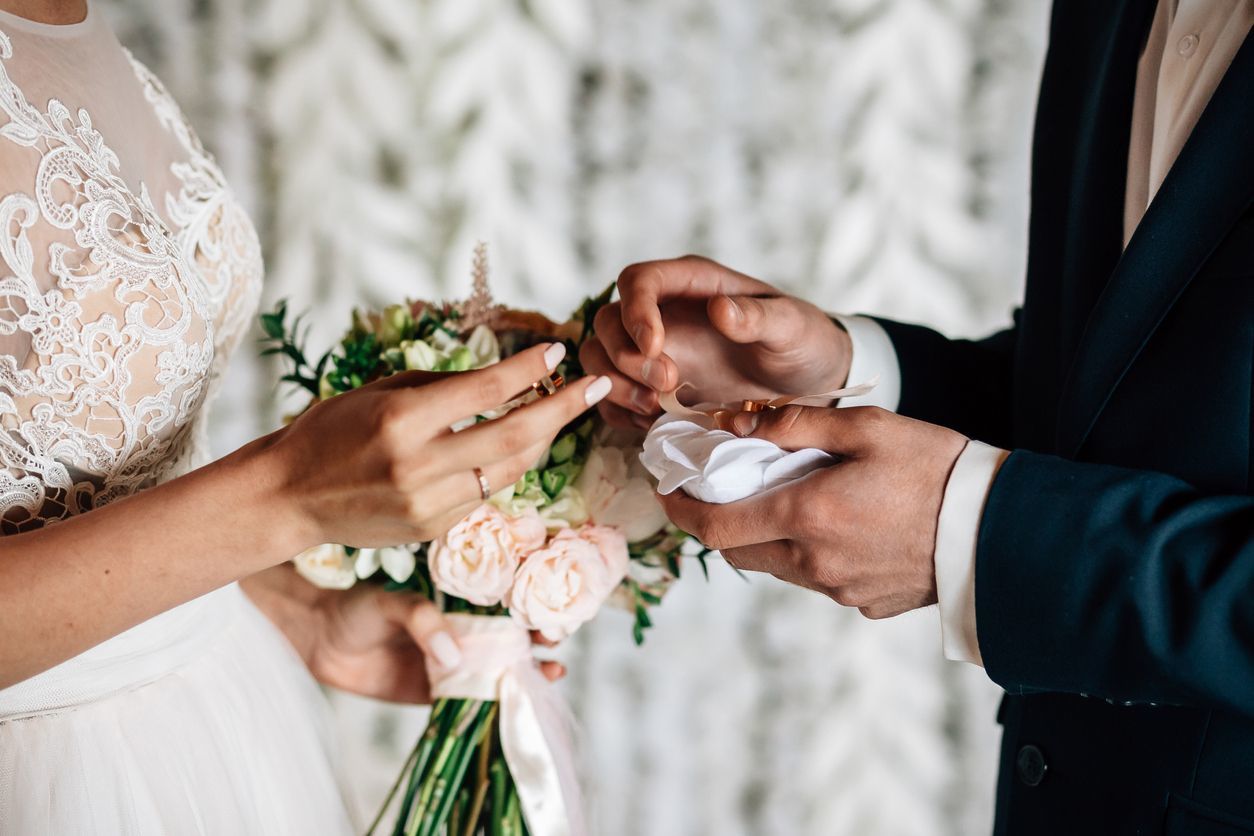 マッチングアプリの結婚率は高い 結婚エピソードから見る婚活成功のコツ 出会いをサポートするマッチングアプリ 恋活メディア 恋愛会議