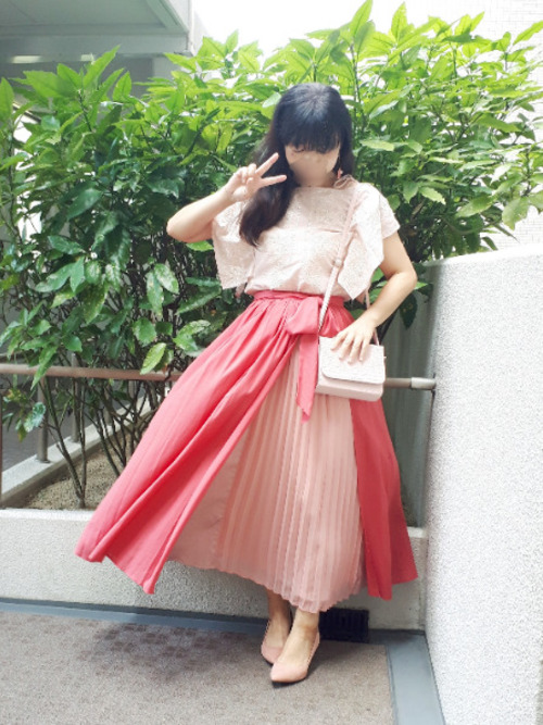 女性編 街コンでモテる服装とは おすすめの鉄板レディースコーデと抑えるポイント 出会いをサポートするマッチングアプリ 恋活 占いメディア シッテク 女性編 街コンでモテる服装とは おすすめの鉄板レディースコーデと抑えるポイント 出会いをサポートするマッチングアプリ 恋活 占いメディア シッテク