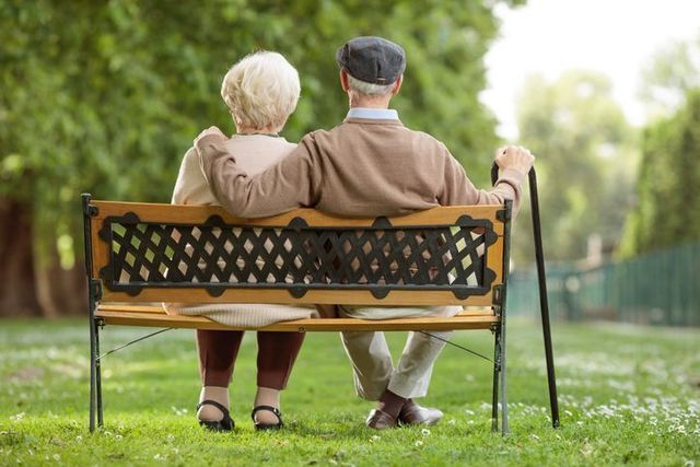 シニア世代が婚活する理由